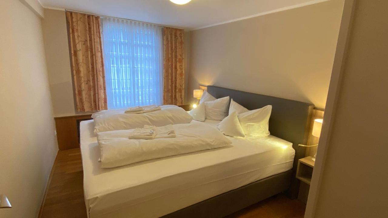 Horchem Hotel-Restaurant-Cafe-Bar มอนเชา ภายนอก รูปภาพ