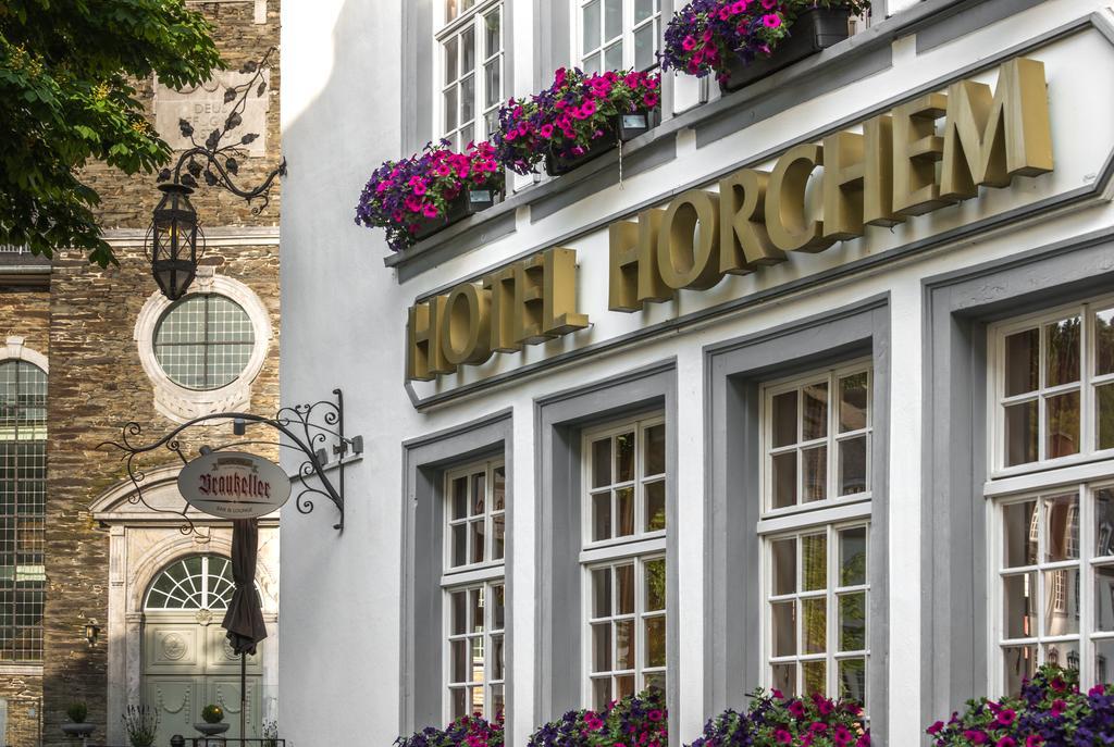 Horchem Hotel-Restaurant-Cafe-Bar มอนเชา ภายนอก รูปภาพ